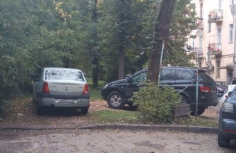 В Твери штрафуют автовладельцев за парковку в запрещённых местах В Твери штрафуют автовладельцев за парковку в запрещённых местах