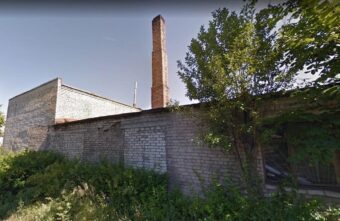 В Тверской области студент полез на трубу ради красивого фото и разбился