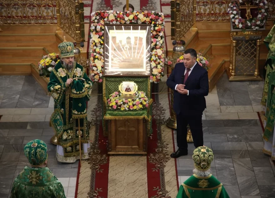Губернатор Игорь Руденя встретил в Твери ковчег с мощами преподобного Сергия Радонежского