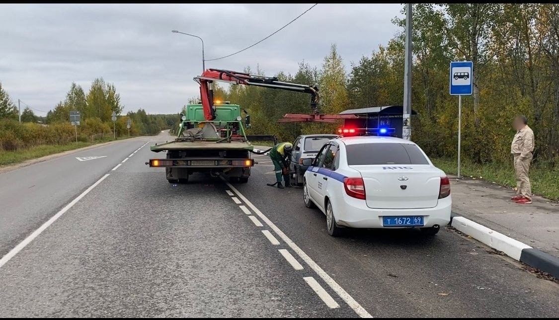В выходные под Тверью автоинспекторы опять поймали пьяных водителей
