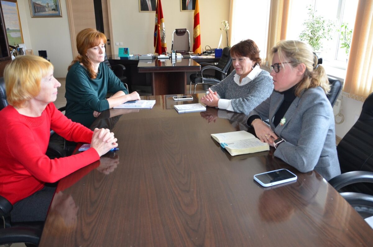 В Вышневолоцком округе наградили самую путешествующую школу