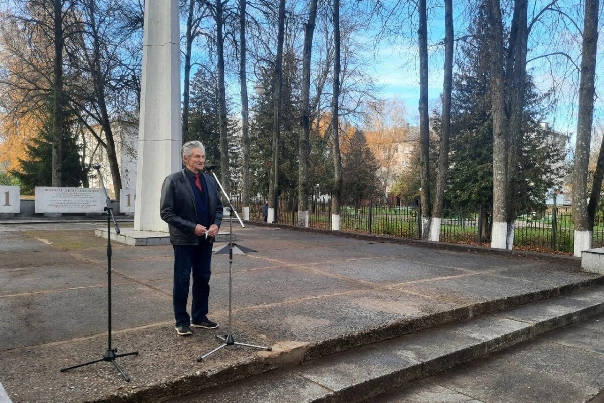 День белых журавлей провели в Лихославле