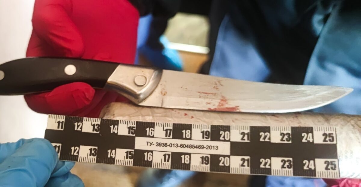 Житель Твери попытался зарезать своего соседа Житель Твери попытался зарезать своего соседа