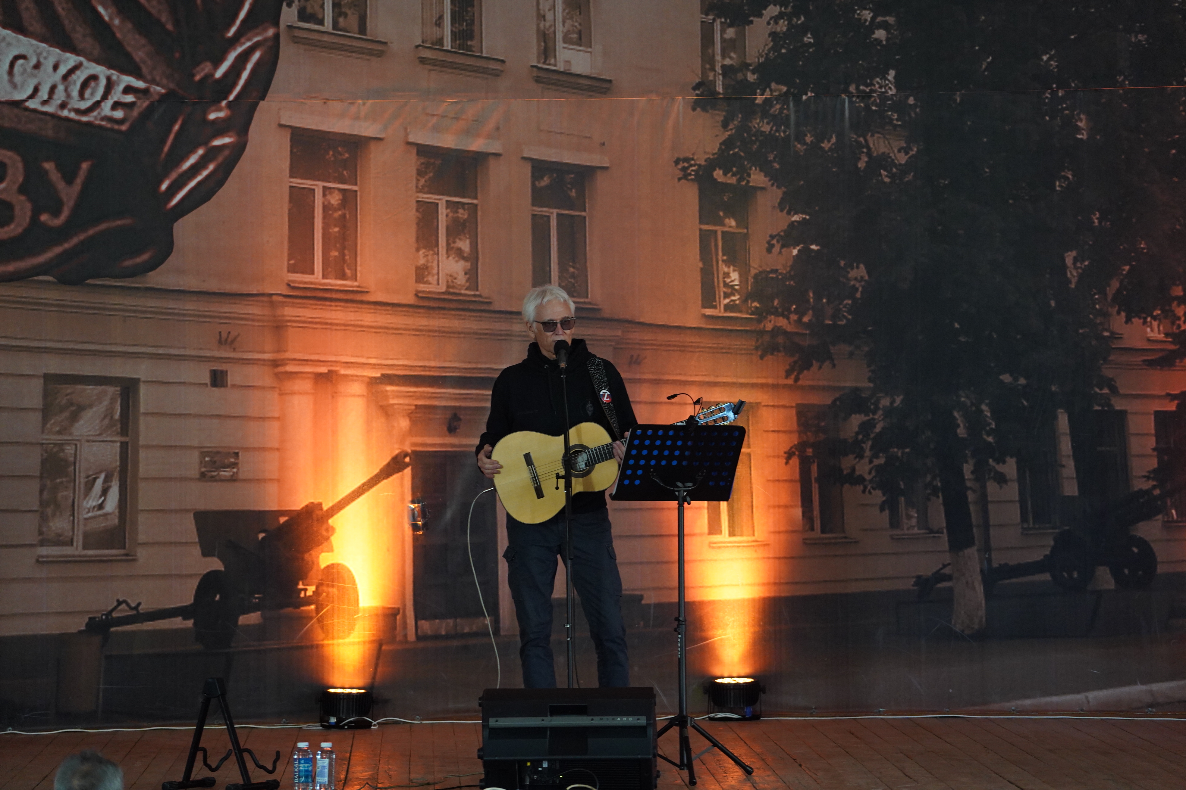 Перед мобилизованными в Твери выступил Александр Маршал