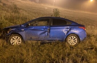 Ранним утром в Твери легковушка попала в кювет Ранним утром в Твери легковушка попала в кювет