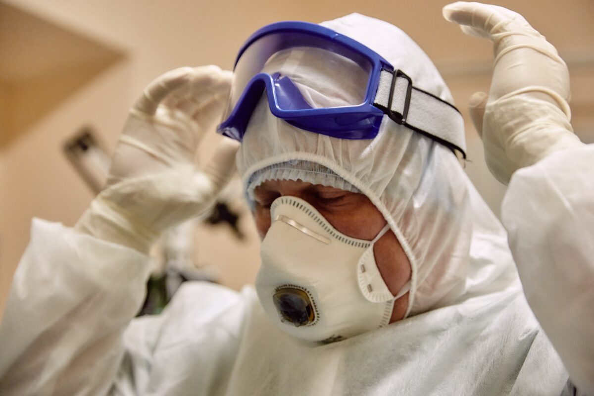 Учёные доказали лабораторное происхождение коронавируса