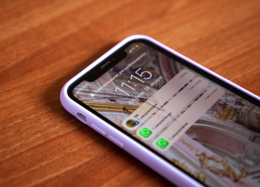 Жителя Твери обокрали при покупке телефона