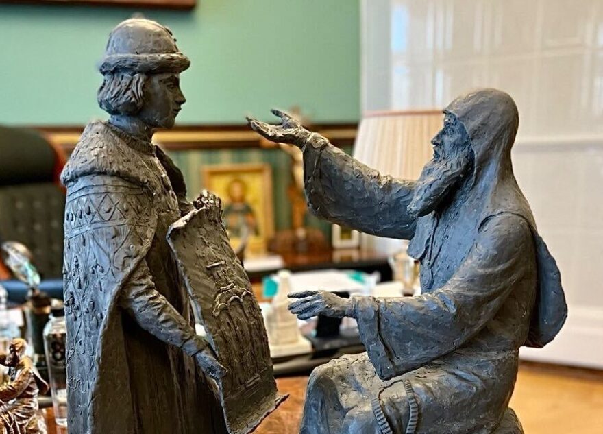 Юрий Хмелевской представил митрополиту Амвросию модель памятника епископу Симеону и Михаилу Тверскому Юрий Хмелевской представил митрополиту Амвросию модель памятника епископу Симеону и Михаилу Тверскому