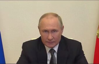 Владимир Путин сообщил о решении ввести военное положение на новых территориях России для безопасности граждан Владимир Путин сообщил о решении ввести военное положение на новых территориях России для безопасности граждан