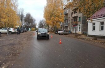 Пешеход-нарушитель попал под колёса "Ниссана" в Тверской области Пешеход-нарушитель попал под колёса "Ниссана" в Тверской области