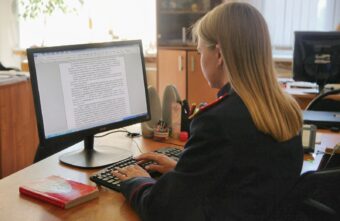 Налоговый инспектор, пытавшийся уменьшить платежи за взятку, отправился в суд Налоговый инспектор, пытавшийся уменьшить платежи за взятку, отправился в суд