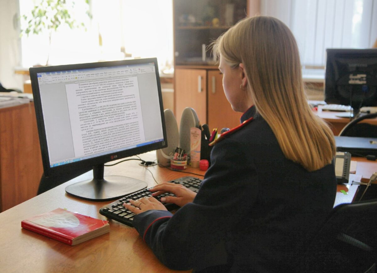 Налоговый инспектор, пытавшийся уменьшить платежи за взятку, отправился в суд Налоговый инспектор, пытавшийся уменьшить платежи за взятку, отправился в суд