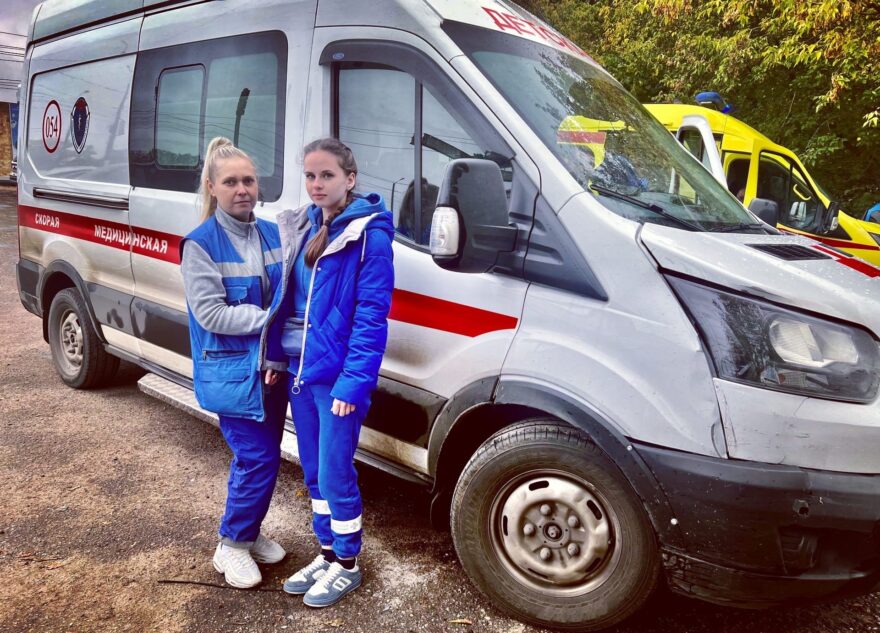 В Твери агрессивный пациент испортил машину скорой помощи