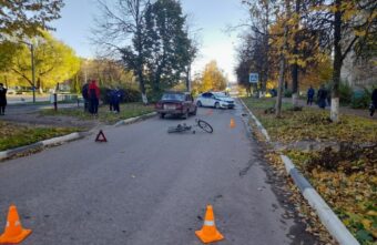 91-летний велосипедист пострадал в столкновении с автомобилем в Тверской области 91-летний велосипедист пострадал в столкновении с автомобилем в Тверской области