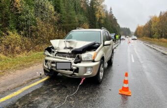 Два человека пострадали в тройном ДТП под Тверью Два человека пострадали в тройном ДТП под Тверью