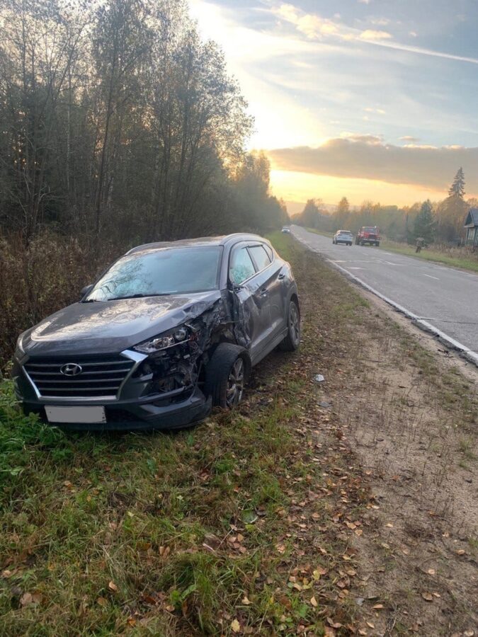 Появились фотографии ДТП на "Золотом кольце" в Тверской области