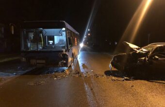 В Тверской области по вине водителя «Рено» в ДТП попал пассажирский автобус