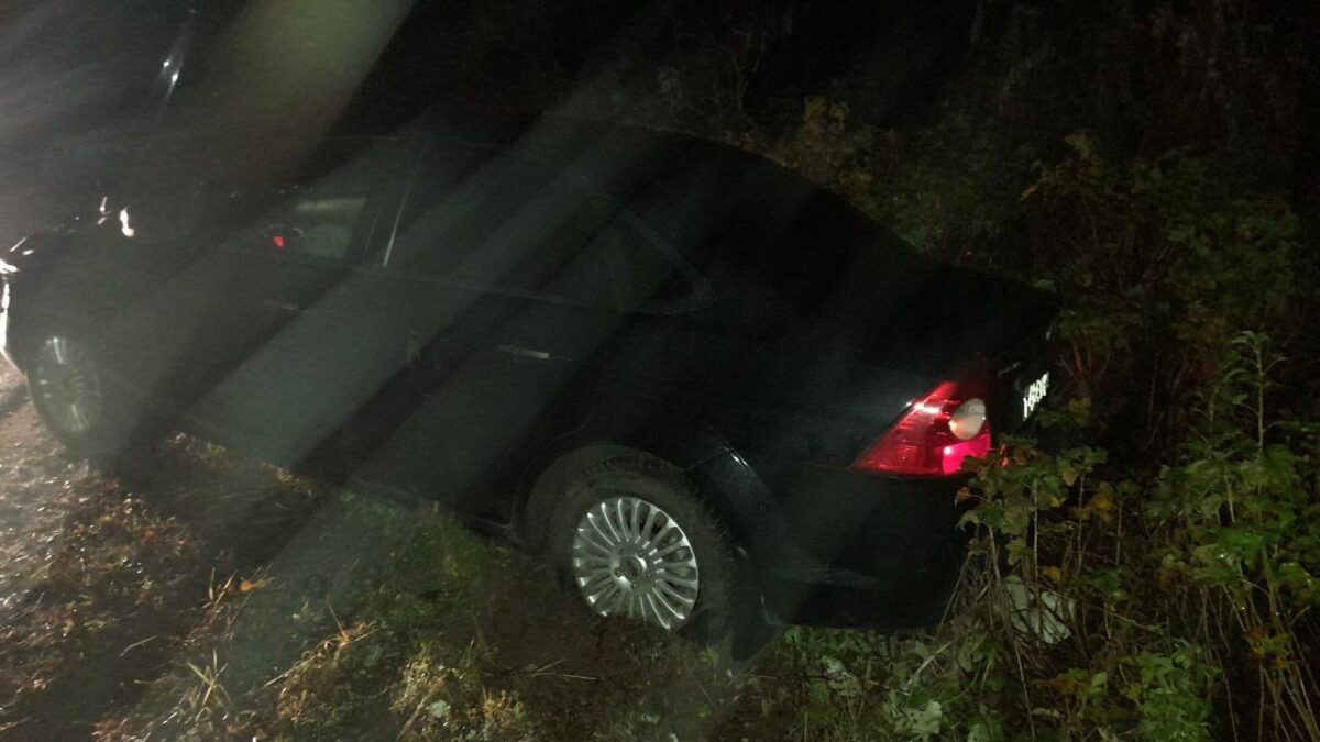 Ночью на трассе в Тверской области погибли водитель и пассажир мотоблока