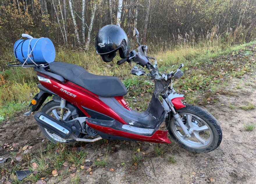 В Тверской области столкнулись мопед и велосипед