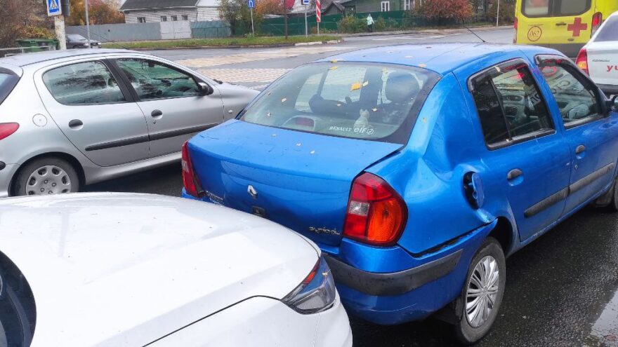 В результате ДТП в Твери пострадал 4-летний ребенок