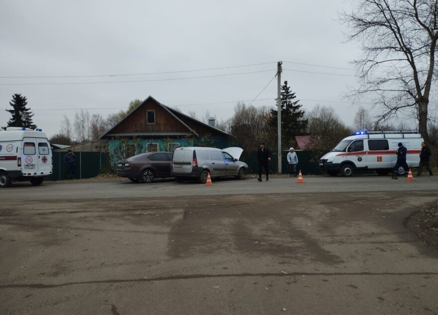 Неуступчивый водитель получил перелом на дороге в Тверской области Неуступчивый водитель получил перелом на дороге в Тверской области