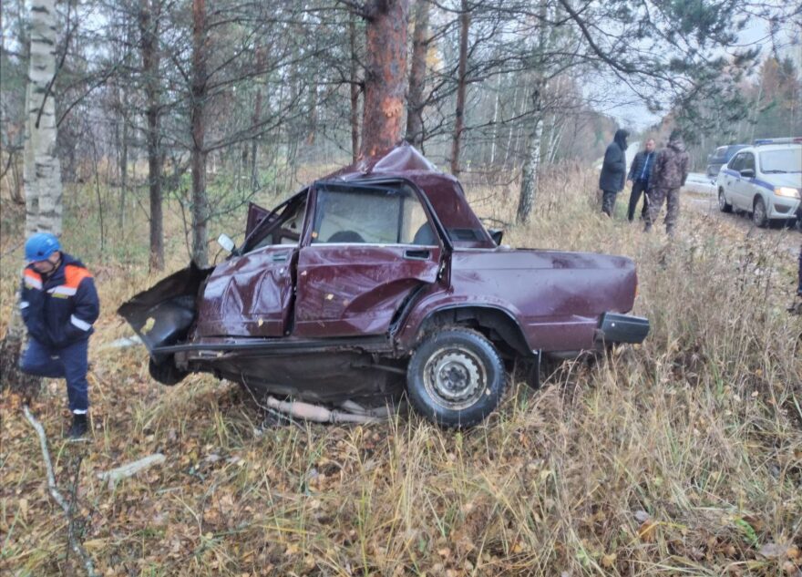 Молодой водитель автомобиля погиб по дороге в Тверь