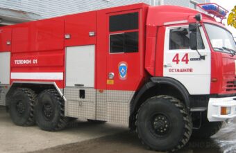 В Тверской области пожарные спасли мужчину из задымлённой квартиры