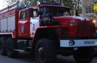 Из горящей квартиры в Твери спасли мужчину