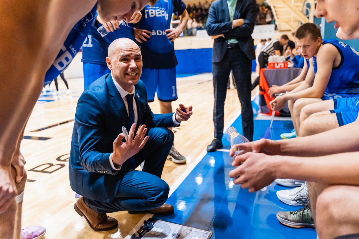 Тверская баскетбольная команда «Тверь-Политех» одержала первую победу в Студенческой лиге