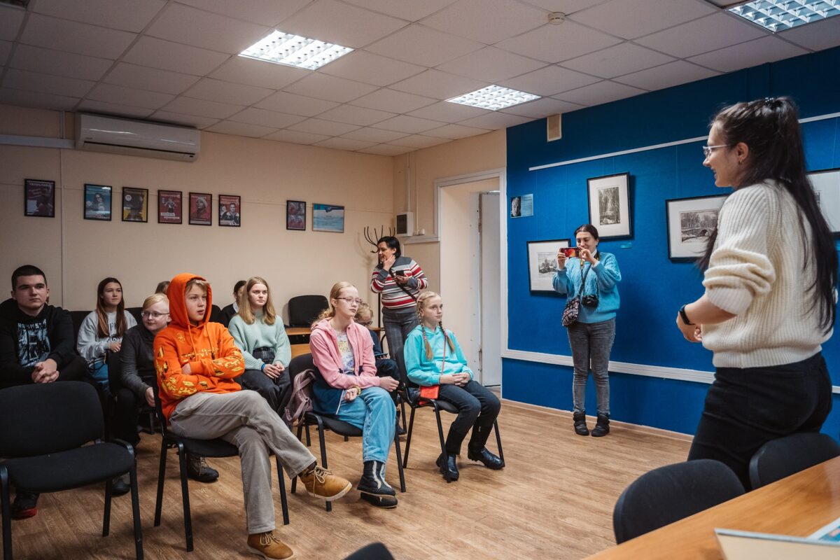 Юные журналисты побывали с экскурсией в РИА Верхневолжье