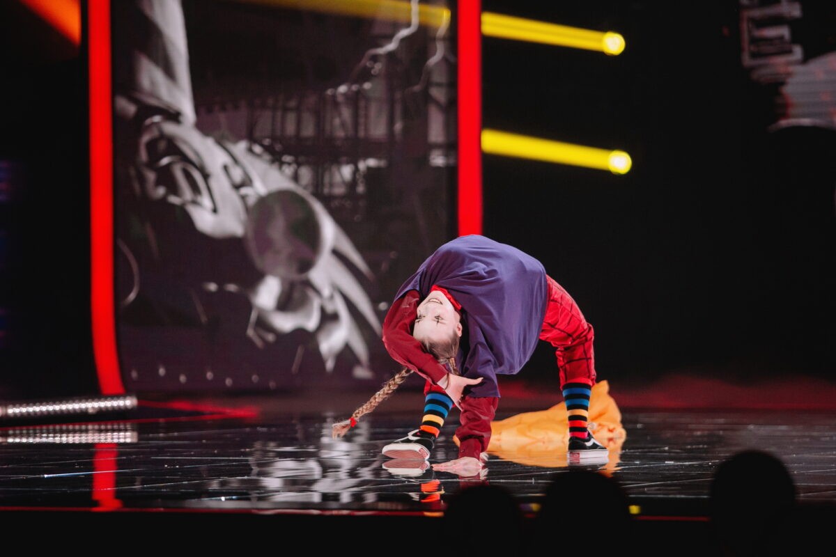 Девочка из Твери борется за победу в танцевальном шоу на ТНТ