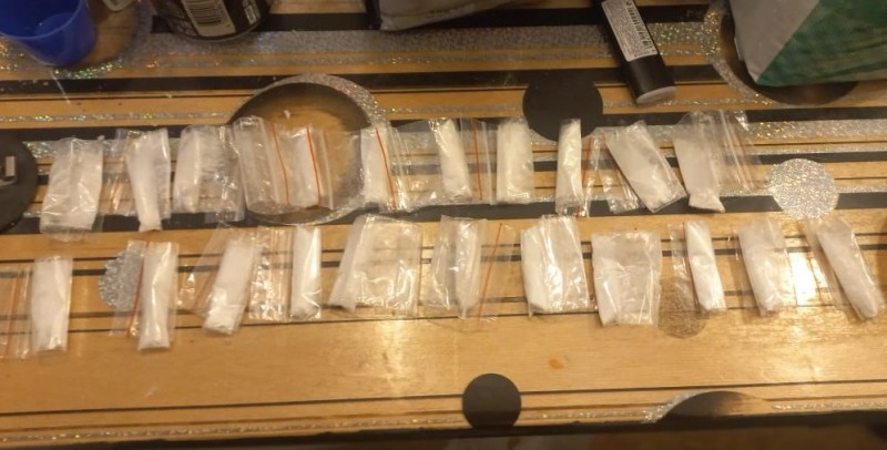 Под Тверью полицейские взяли закладчика с поличным