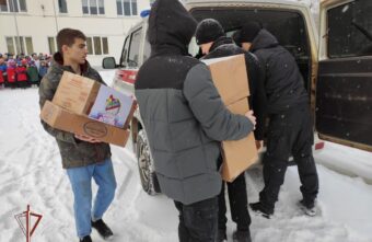 Школьники из Тверской области отправили письма и посылки участникам спецоперации Школьники из Тверской области отправили письма и посылки участникам спецоперации
