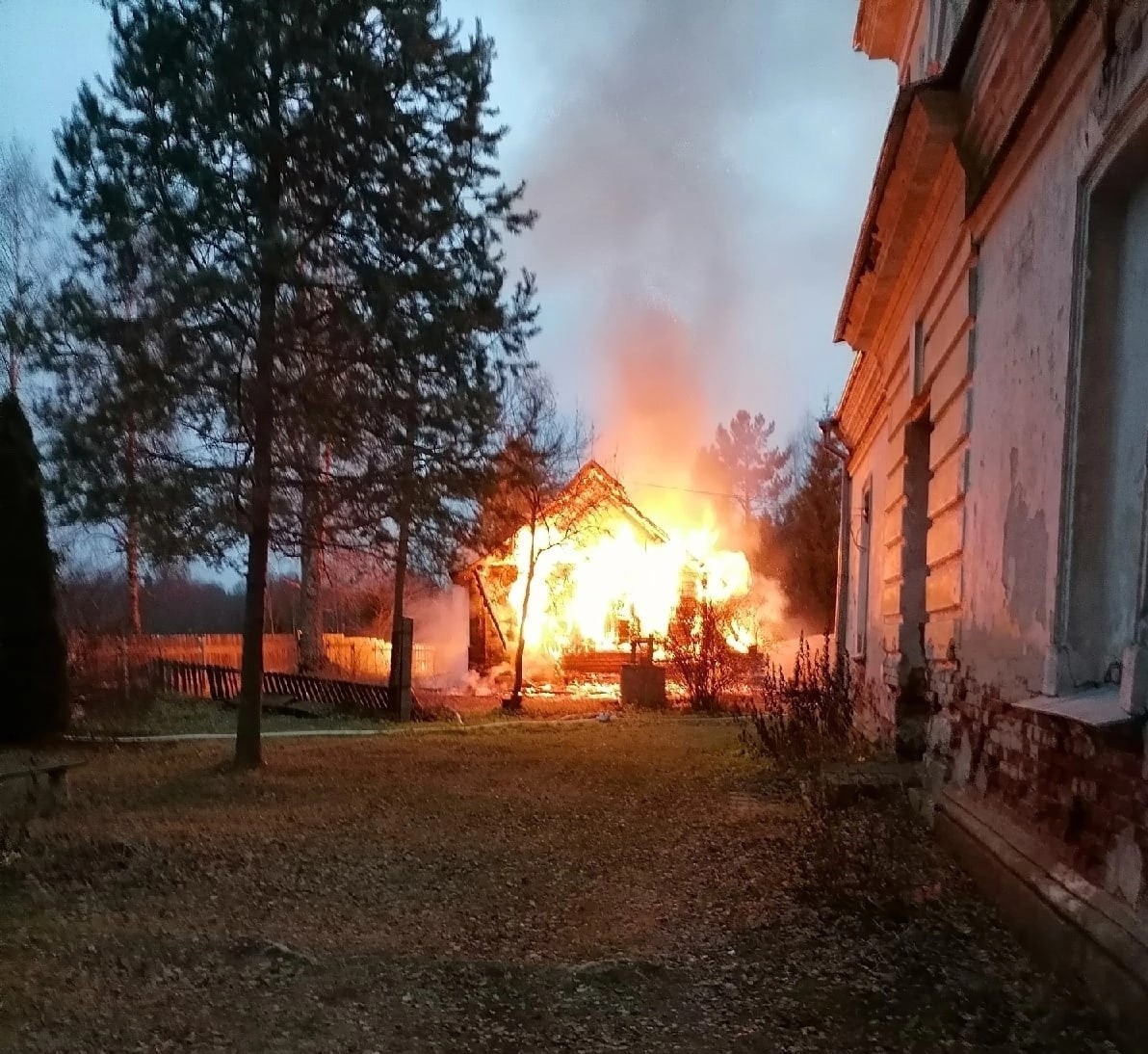 В Тверской области нужна помощь священнику, оставшемуся без дома | ТОП Тверь  новости