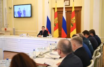 Игорь Руденя: стабильно работающая экономика позволяет качественно и своевременно выполнять наши бюджетные обязательства Игорь Руденя: стабильно работающая экономика позволяет качественно и своевременно выполнять наши бюджетные обязательства