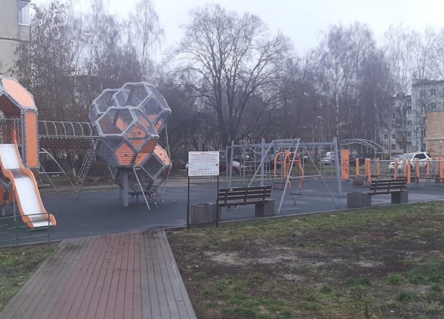 В Тверской области ребенок вернулся с детской площадки с разбитым лицом и переломом В Тверской области ребенок вернулся с детской площадки с разбитым лицом и переломом