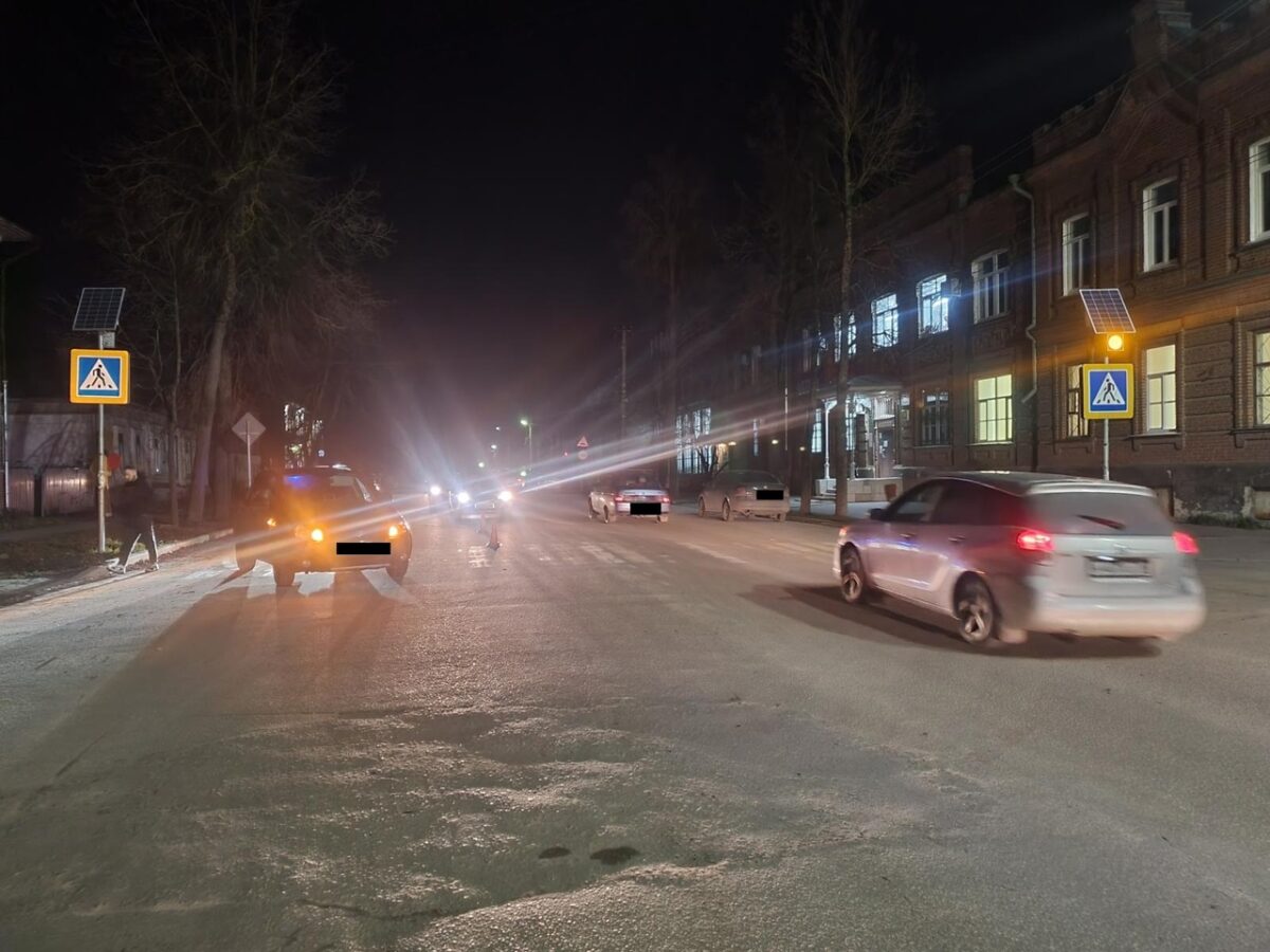 Пешеход попал под колёса "Сузуки" на зебре в Тверской области