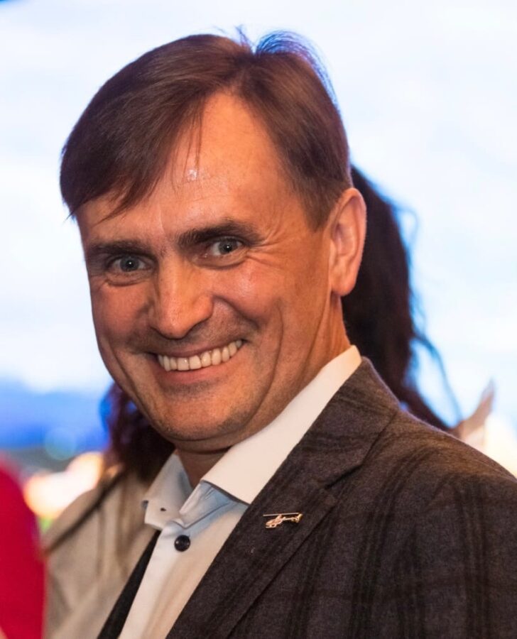 Разбившийся в Тверской области пилот был чемпионом мира, спасателем и волонтером