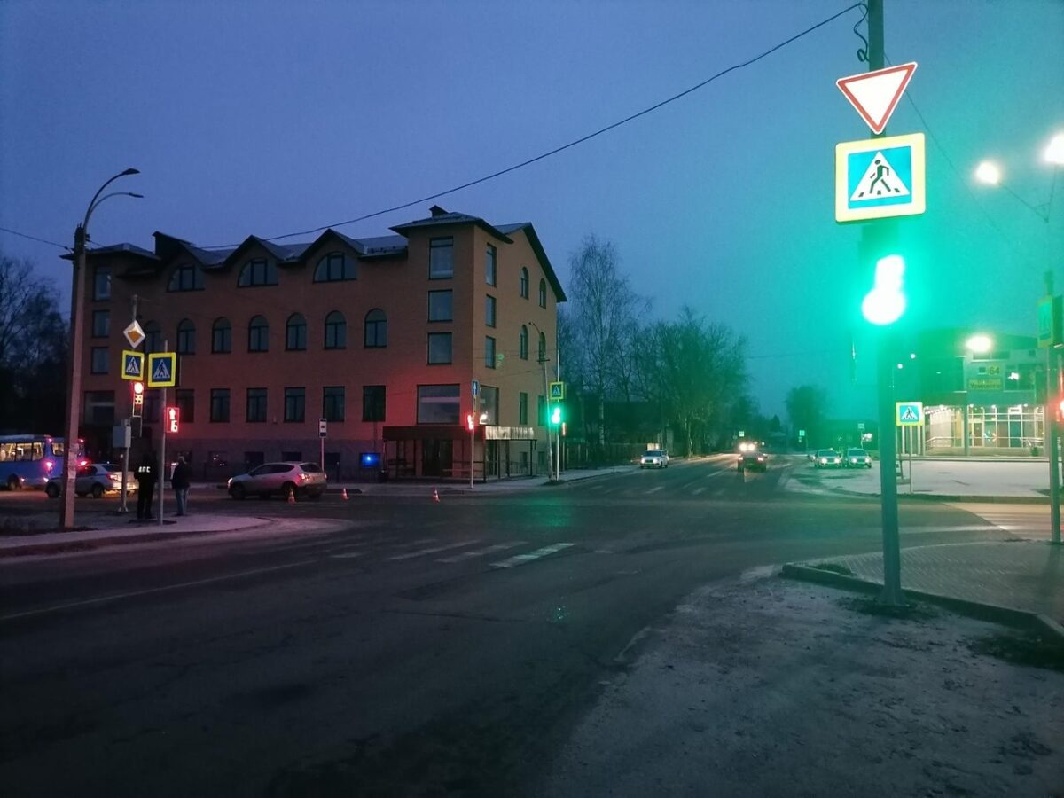 Пешеход-нарушитель попал под колёса иномарки в Тверской области