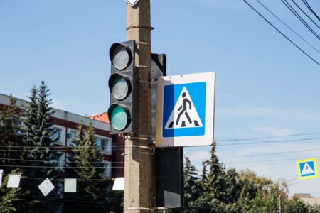 В Тверской области родители волнуются за безопасность своих детей из-за отсутствия светофора