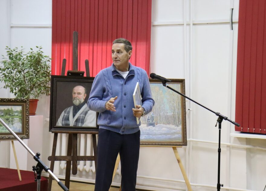 Вышневолоцкому музею подарили две картины Кугача