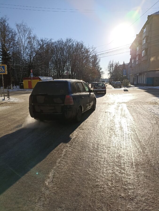 Жители Тверской области жалуются на гололед и необработанные дороги Жители Тверской области жалуются на гололед и необработанные дороги