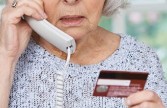 Центробанк предупредил граждан о новой схеме мошенничества Центробанк предупредил граждан о новой схеме мошенничества