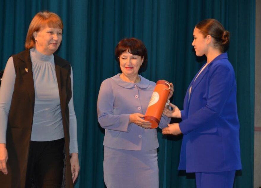 Дом детского творчества в Вышнем Волочке отметил 85-летие Дом детского творчества в Вышнем Волочке отметил 85-летие