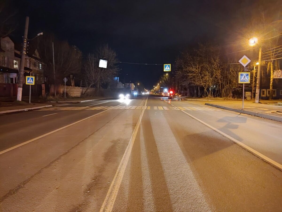 Пешеход попал под колёса машины на зебре в Твери