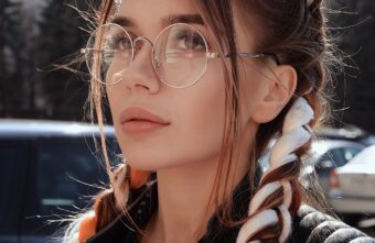 Из-за неправильного ношения очков развивается косоглазие и падает зрение Из-за неправильного ношения очков развивается косоглазие и падает зрение