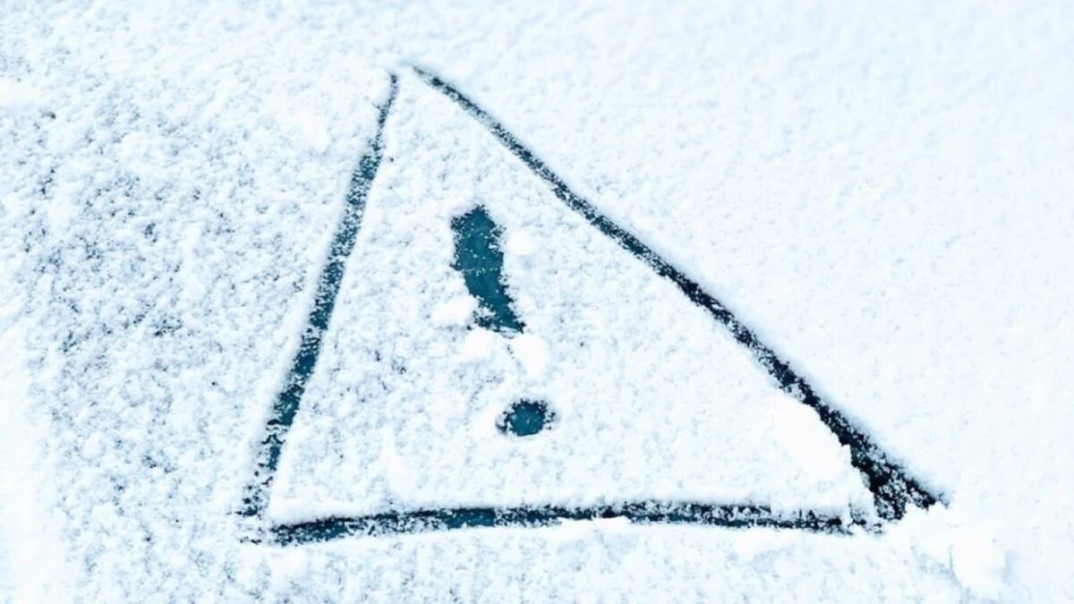 Полиция просит автомобилистов подготовиться к зиме