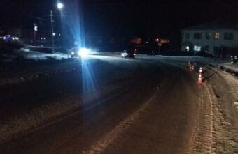 В Тверской области девушка на иномарке сбила на тротуаре пешехода В Тверской области девушка на иномарке сбила на тротуаре пешехода