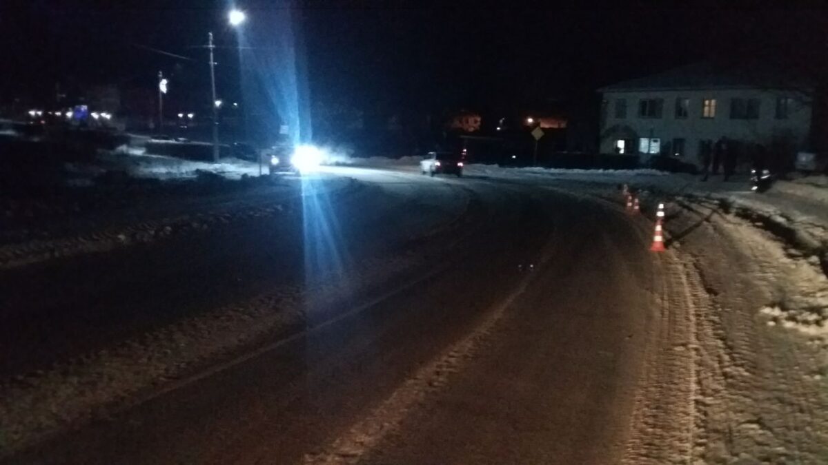 В Тверской области девушка на иномарке сбила на тротуаре пешехода