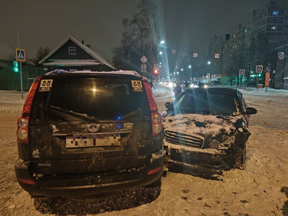 Беременная женщина пострадала в ДТП в Твери
